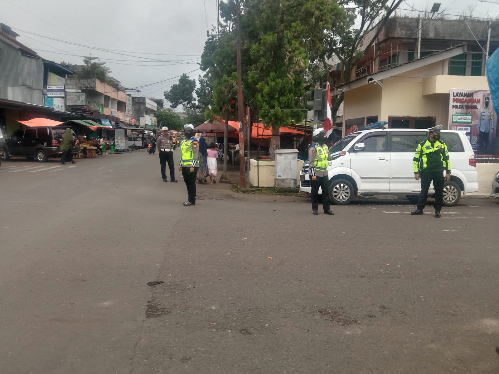 Satlantas Giat Pengaturan Lalin Berikan Kenyamanan Pengendara