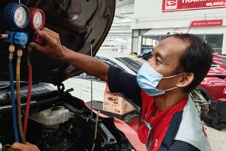 Perawatan AC Mobil Sangat Penting, Inilah Perawatan Sederhana yang Harus Kalian Coba!