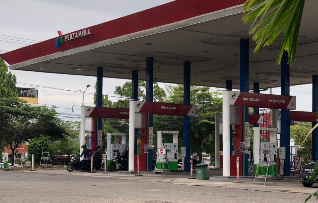 Polemik Kemacetan Diantrean SPBU, Pengisian Biosolar Siang Hari Dipindah ke Pinggiran Kota Palembang