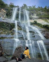 Destinasi Impian Pecinta Alam, Air Terjun Terinting di Tanah Kalimantan Barat Wajib Masuk  Wishlist Liburanmu!