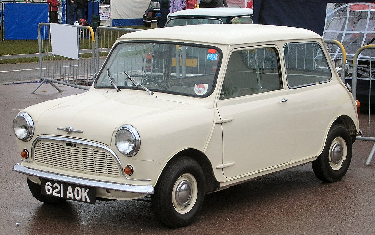 Wow Menarik Banget, Benarkah Mobil Mini Cooper Mahal? Ini Penjelasanya