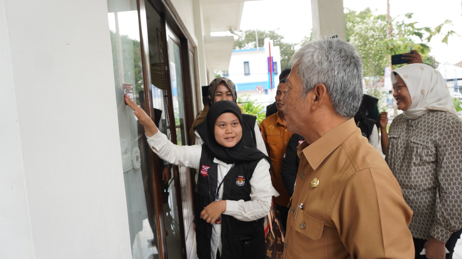 Bupati OKI H Iskandar Ajak Warga Sukseskan Coklit Pemilu 2024