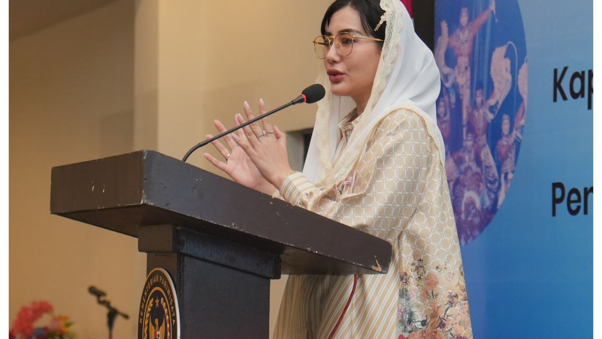 Waspadai Tsunami Impor: DPR Mengingatkan Bahaya bagi UMKM dan Potensi PHK yang Meluas!