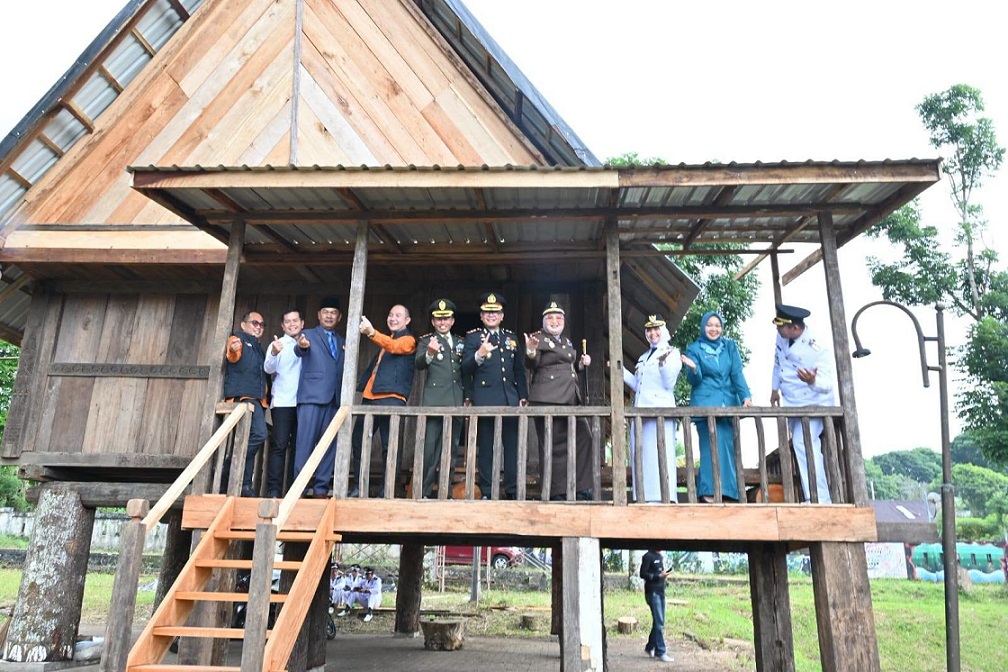 Hadirkan Penyelesaian Hukum Berbasis Kearifan Lokal