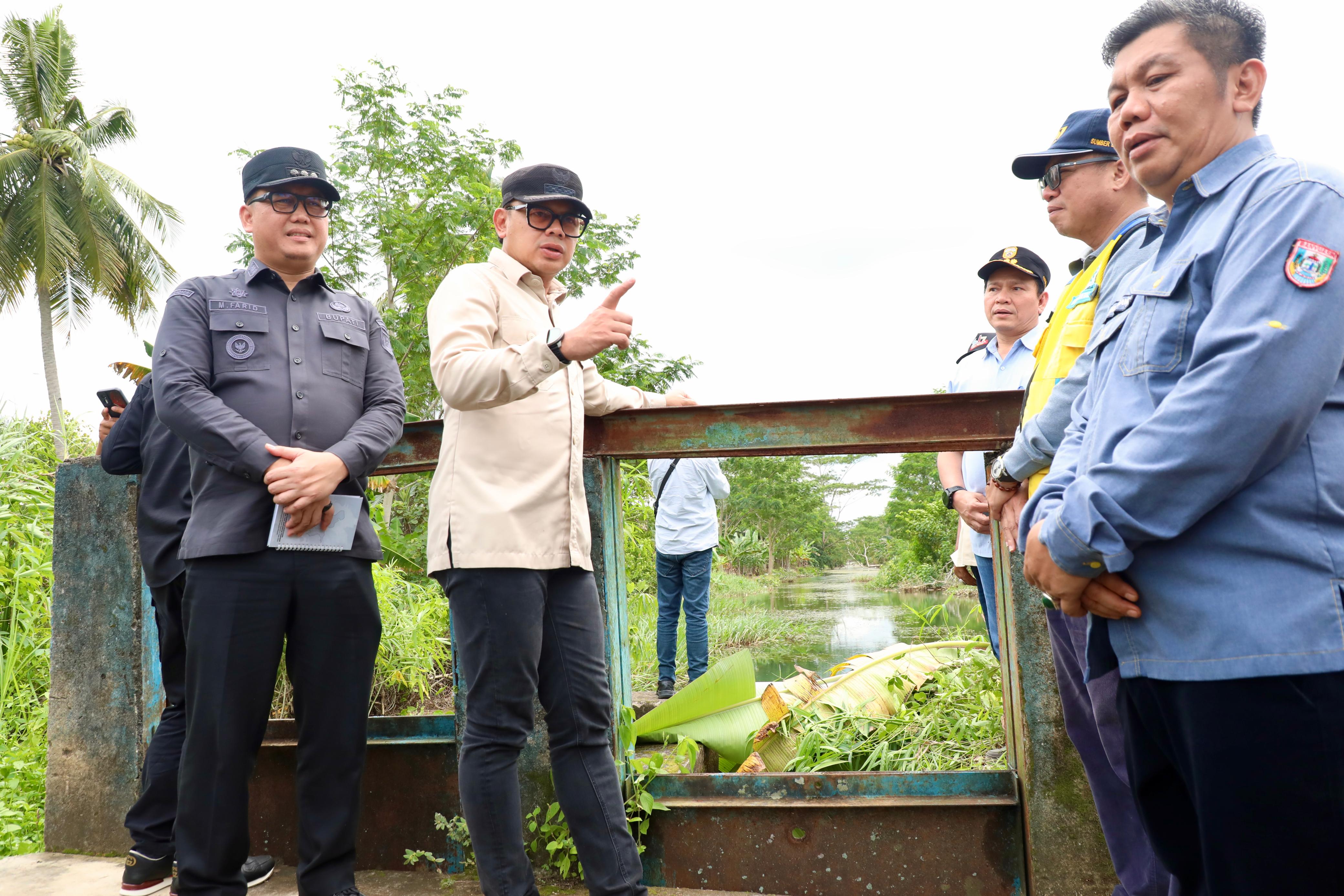 Tinjau Irigasi di Banyuasin, Wamendagri Bima Arya Tegaskan Pentingnya Perbaikan Irigasi untuk Tingkatkan Hasil