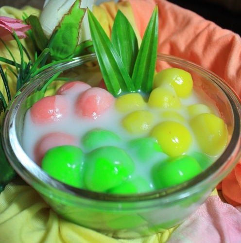 Bubur Candil Warna-warni, Cocok Dihidangkan Saat Buka Puasa