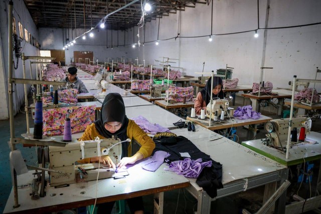 Perlindungan Industri Tekstil RI, Kebijakan dan Dampaknya Terhadap Pengusaha, Begini Kata Anak Buah Luhut!
