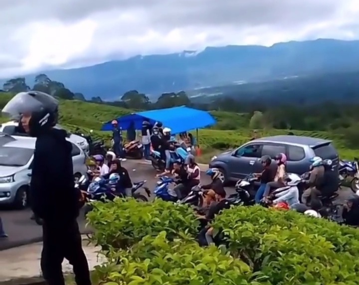 Objek Wisata di Gunung Dempo Pagar Alam Diserbu Wisatawan   