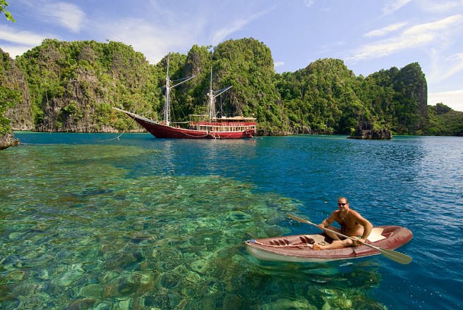 Daftar 11 Wisata Paling Memukau Di Papua Barat, Dijamin Pasti Pengen Kesini!