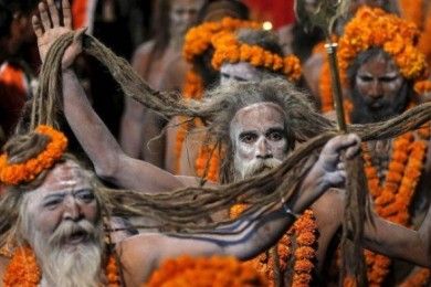 Menang Banyak Nih! 5 Tradisi di Suku Ini Aneh Banget Bikin Enak Para Lelaki 