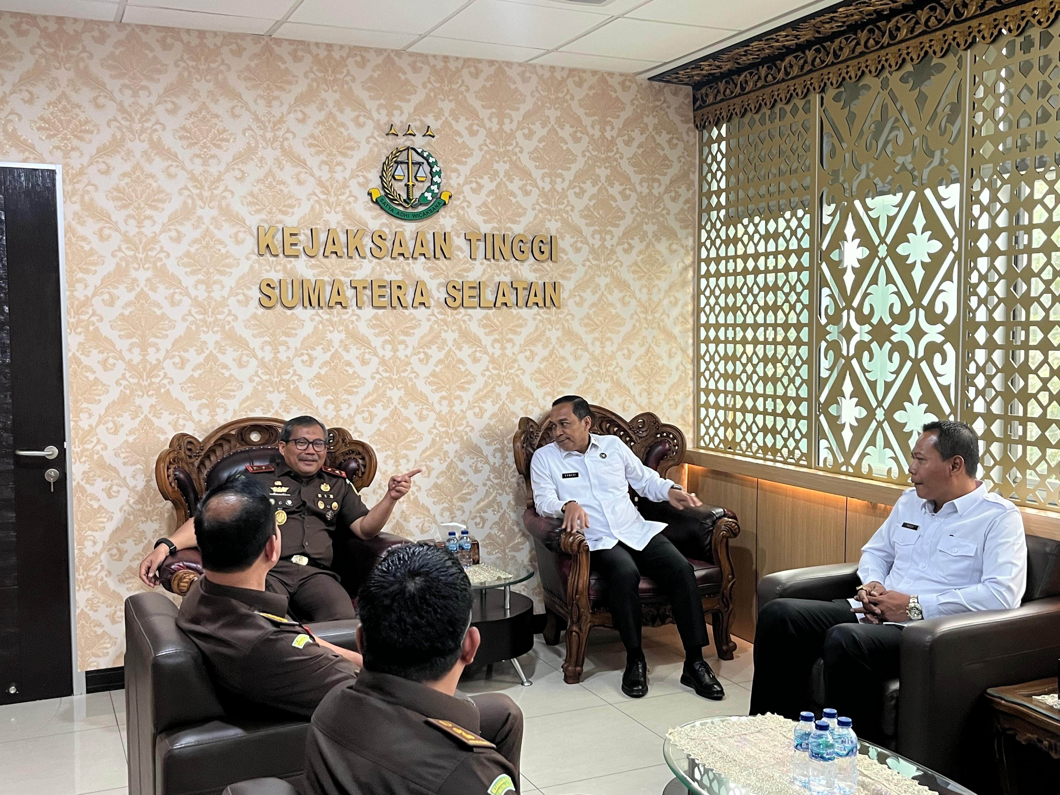 Perkuat Sinergi Program Pemasyarakatan, Kakanwil Ditjenpas Audiensi ke Kajati Sumsel