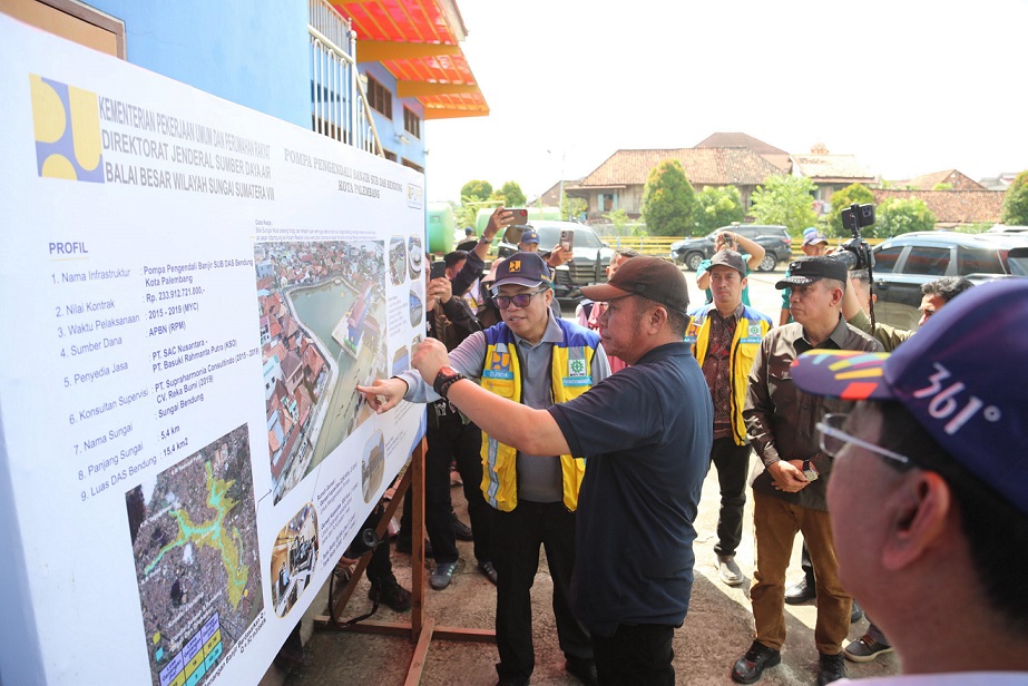 Atasi Banjir di Palembang, Gubernur – Wako Tinjau Stasiun Pengendali Banjir Sungai Bendung