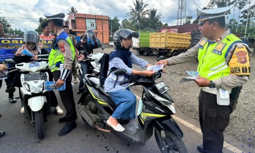 Sosialisasi Gabungan, Satlantas Ingatkan Keselamatan dan Taat Bayar Pajak Kendaraan