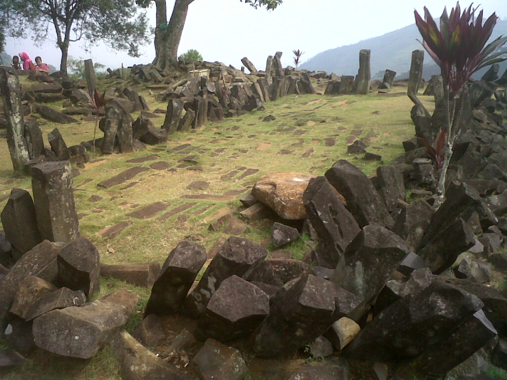 ﻿Benarkah Peneliti BuktikanThe Lost City of Atlantis Adalah Gunung Padang, Yuk Simak Faktanya Disini 