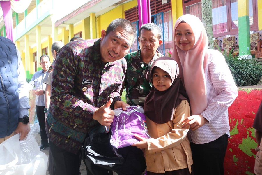 Program Perlengkapan Sekolah Gratis, Komitmen Pemkot Majukan Pendidikan di Pagar Alam