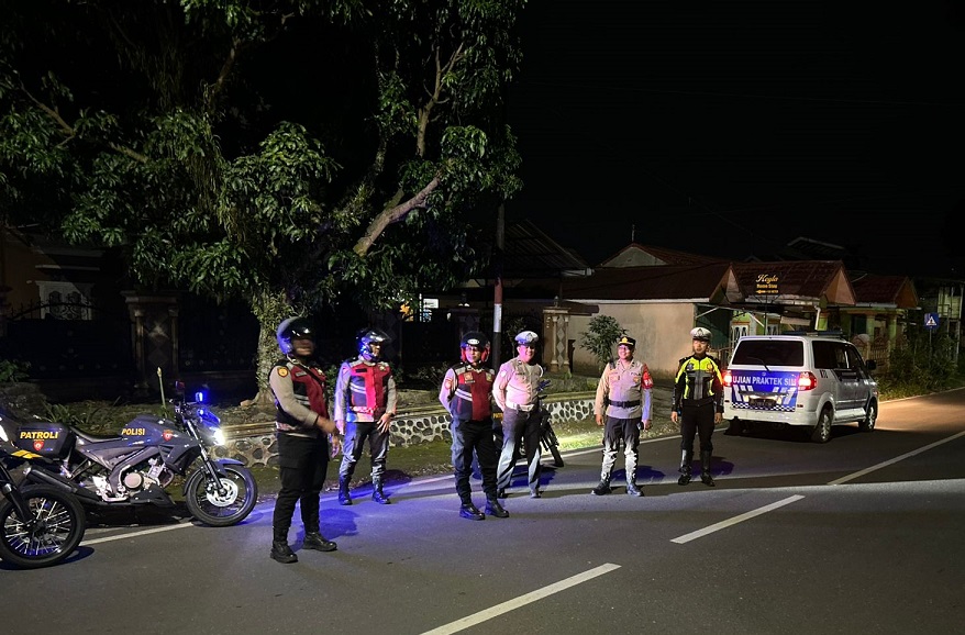 Jaga Kondusifitas Saat Weekend, Gencarkan Patroli Piket Fungsi dan Polsek 24 Jam