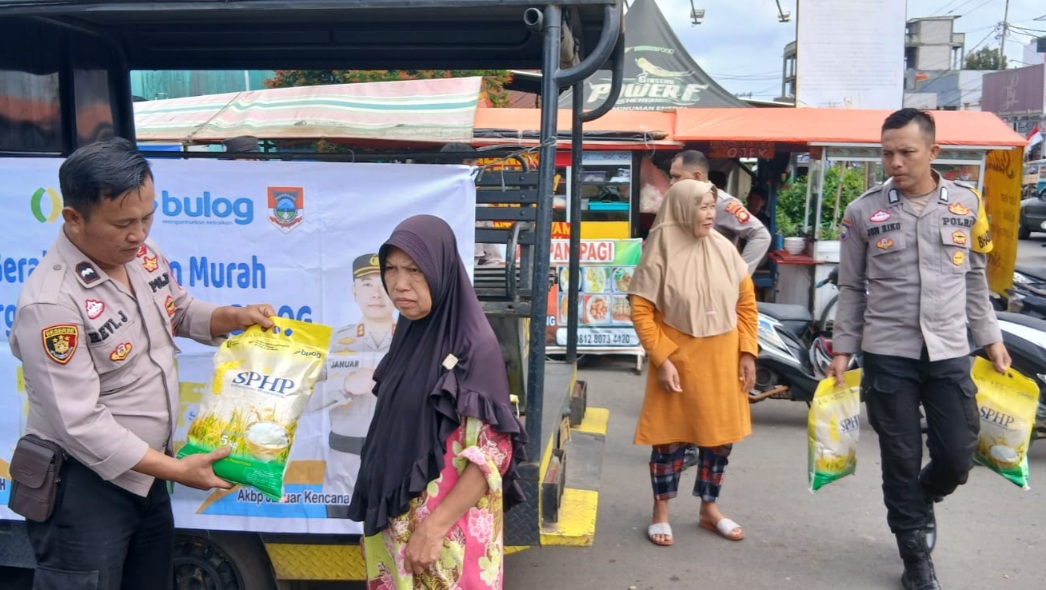 Polsek Salurkan 2,3 Ton Beras GPM, Begini Apresiasi Warga Pagar Alam Selatan
