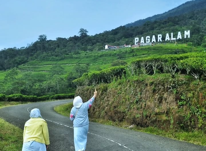 Kunjungan Wisatawan Melonjak Saat Nataru, Brilian : Sektor Ekonomi Wisata Menggeliat