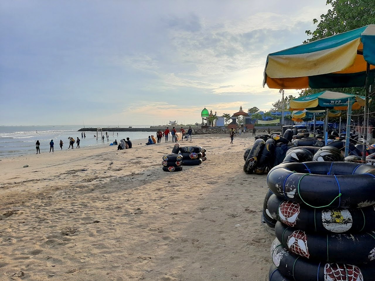 Pesona Wisata Alam Pantai Dalegan, Surga Keindahan Alami di Lereng Gunung Merapi