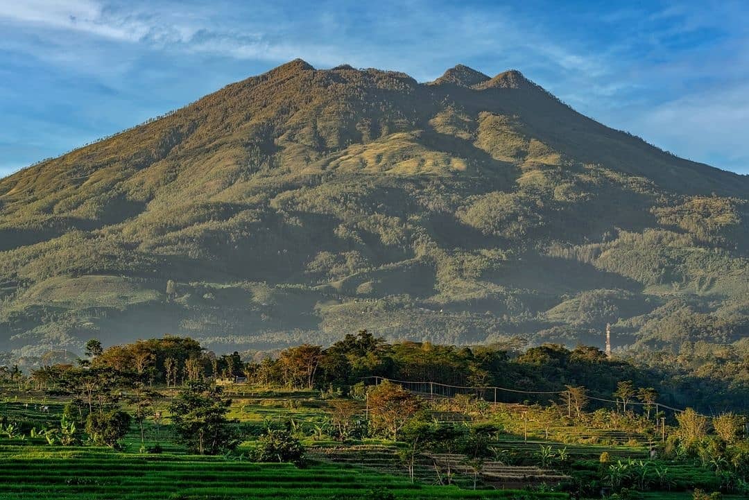 Ngeri! Ini Dia 5 Misteri Gunung Lawu, No 4 Bikin Merinding