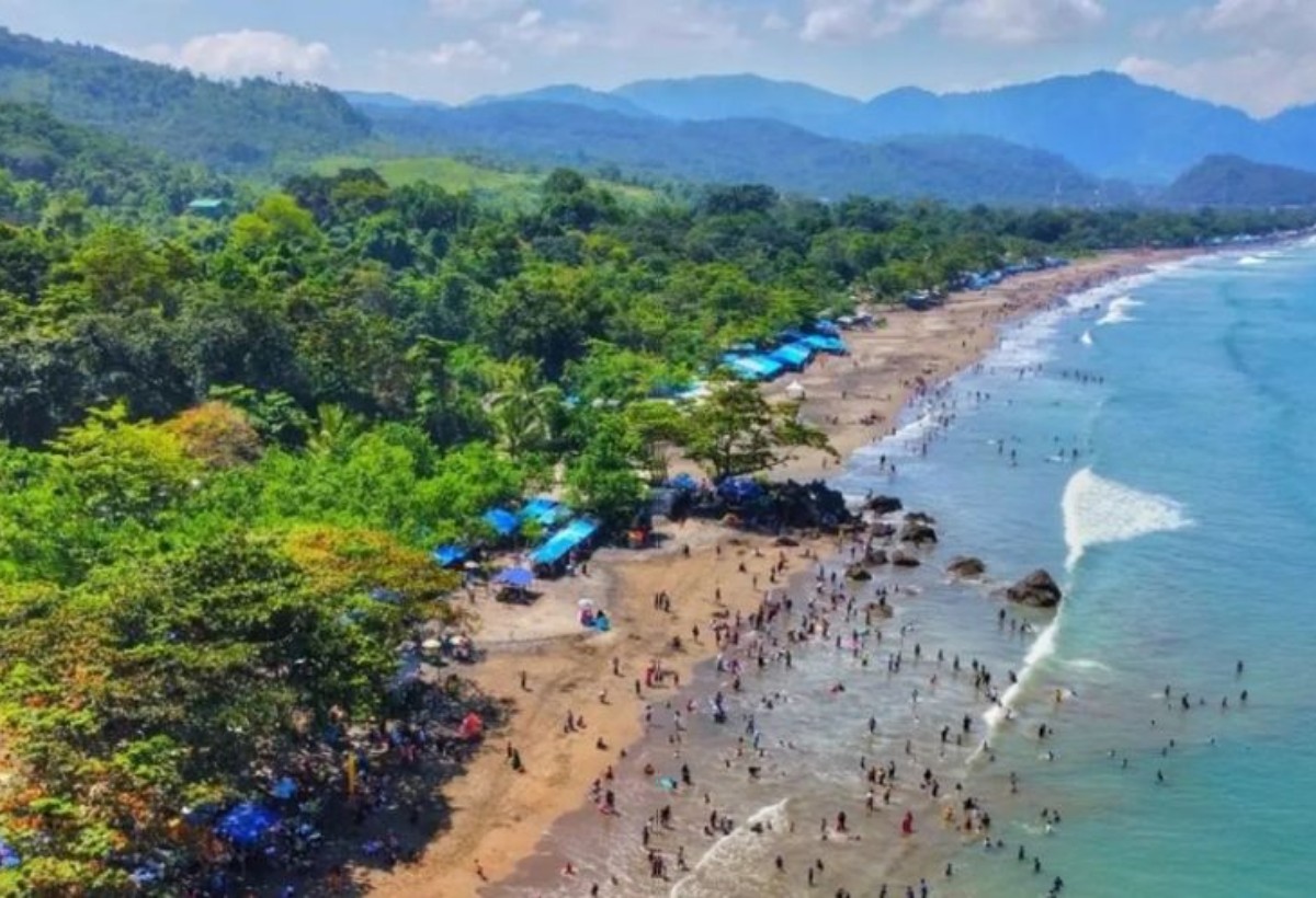 Memburu Misteri Laut Selatan, Sebuah Investigasi di Pelabuhan Ratu