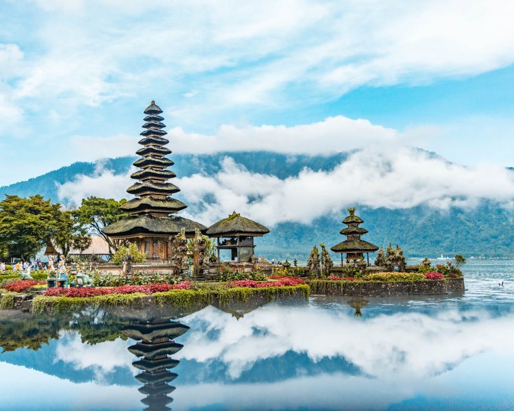 Pesona Pulau Dewata Bali yang jadi Pusat Refreshing Turis!