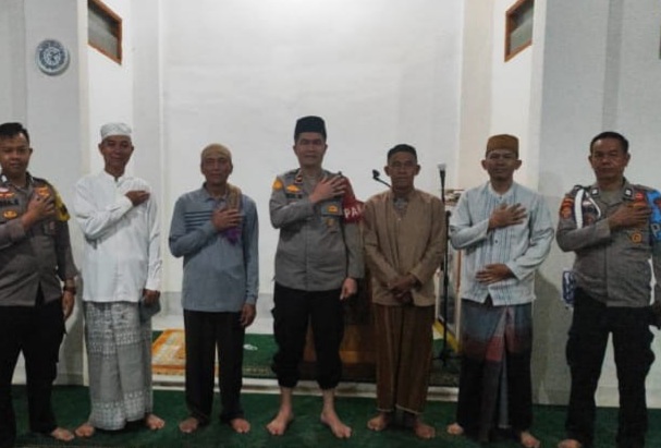 Pimpin Subuh Keliling, Ipda Andi Ajak Sukarela Serahkan Senpira