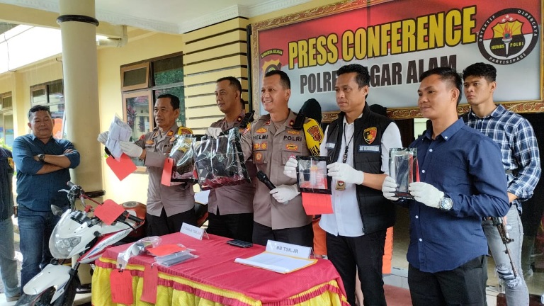 Polres Pagar Alam Pers Release Kasus Narkoba Sabu dan Ganja, Pelakunya Diduga Bandar