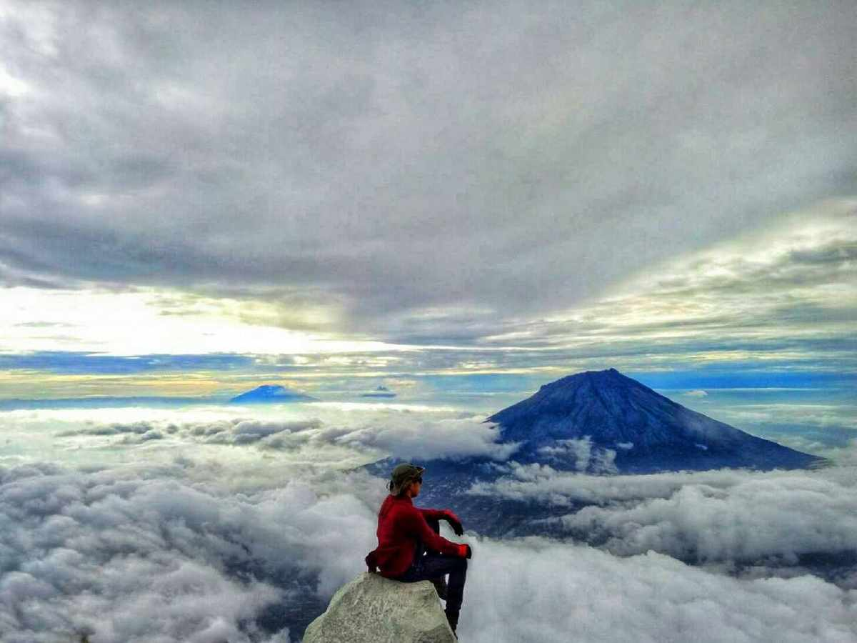 Mau Mendaki Gunung Sindoro? Ketahui 8 Hal Ini Sebelum Melakukan Perjalanan di Dataran Jawa Tengah