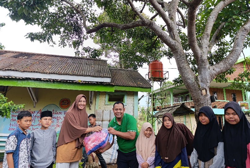 Polres Pagar Alam Berbagi di Moment Idul Adha, Distribusikan Daging Qurban ke Panti dan Ponpes