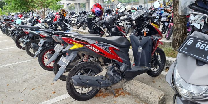 Amankan Motor Matic Diparkiran, Ini Dia Strategi Cerdas Yang Wajib Kalian Ketahui!