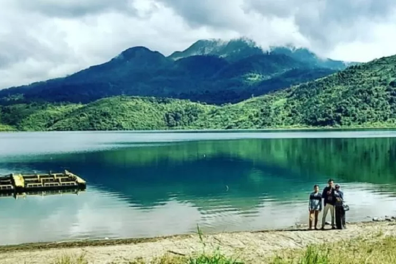 Menyusuri Keindahan Tersembunyi, Keajaiban Danau Talang dan Telaga Sunyi di Solok