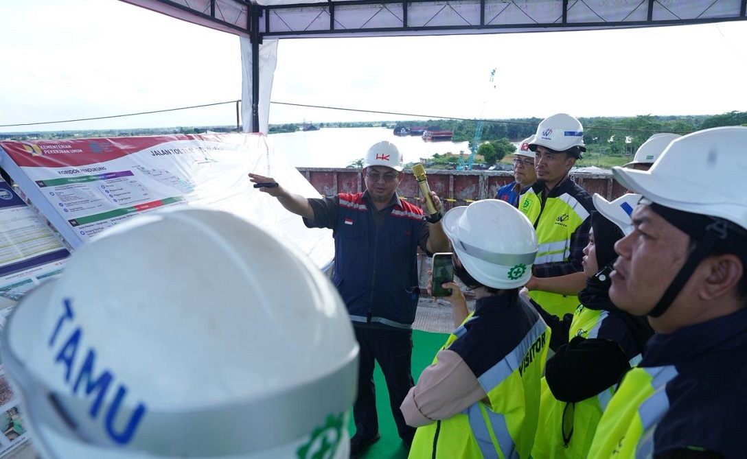Pembangunan Tol Palembang - Betung Dikebut, Urai Kemacetan di Jalur Nasional 