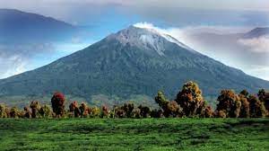 Keindahan Gunung Kerinci Diakui UNESCO! Ternyata Ada Penunggu Yang Menyeramkan, Seperti Apa Penghuni Gaib Itu?