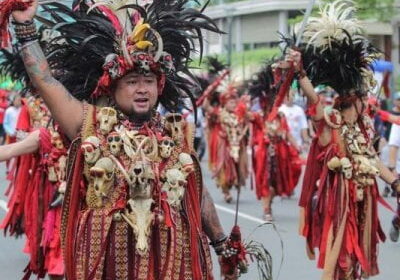 Suku Dengan 800.000 Jiwa, Ini Daftar 5 Fakta Unik Suku Di Sulawesi Utara! 