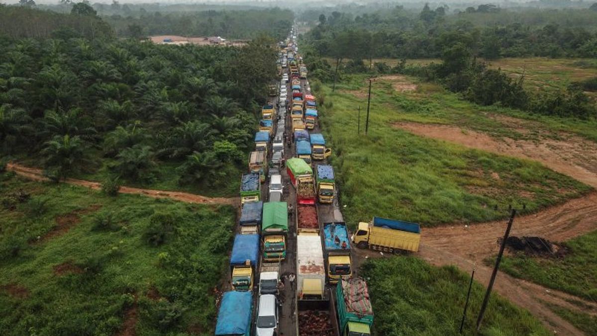 Kemacetan Membludak! Pemudik Terjebak Macet Hingga 4 Kilometer di Sumatera Utara