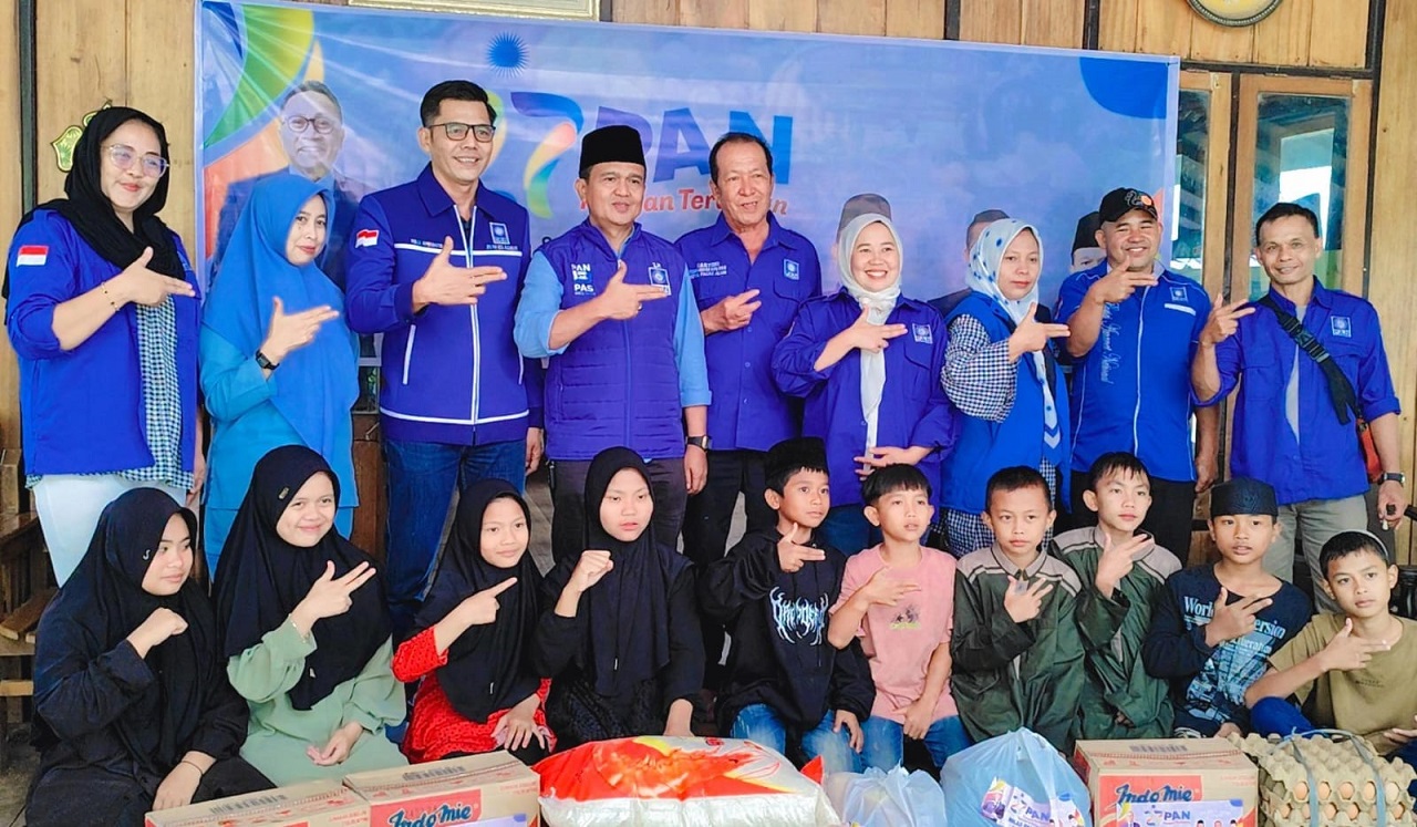 Peringati HUT ke-27, PAN Pagar Alam Berbagi Kasih di Panti Asuhan