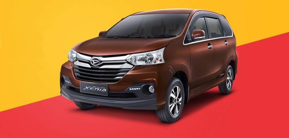  Melangkah ke Tahun Baru Cerdas Bersama Mobil Bekas Daihatsu Xenia 2017, Ini Harganya!