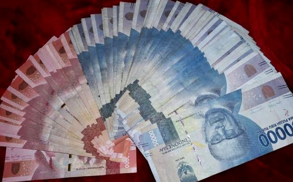 Pemprov Sumsel Gelontorkan Dana Rp135,1 Miliar untuk THR