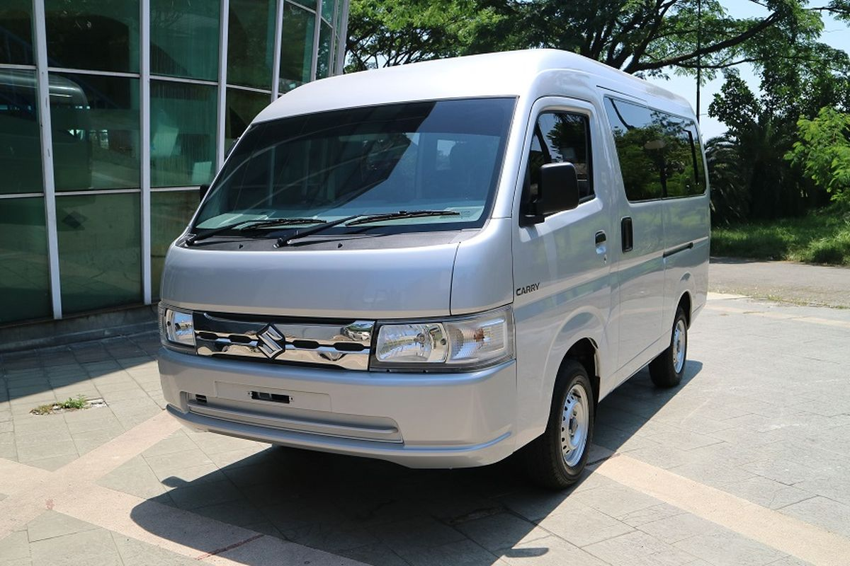 Suzuki Carry Minibus 2024: Solusi Sempurna untuk Kebutuhan Keluarga di Indonesia