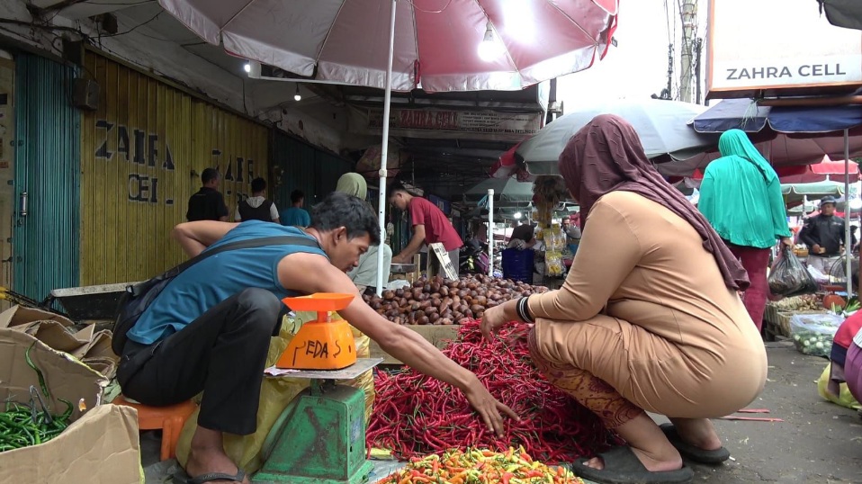 Harga Cabai Masih Pedas di Pasaran, Bahan Pokok Masih Stabil
