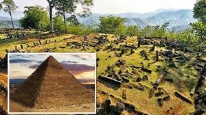  Gunung Padang, Situs Zaman Megalitikum Terbesar di Asia Tenggara, Banjir Temuan Purbakala?