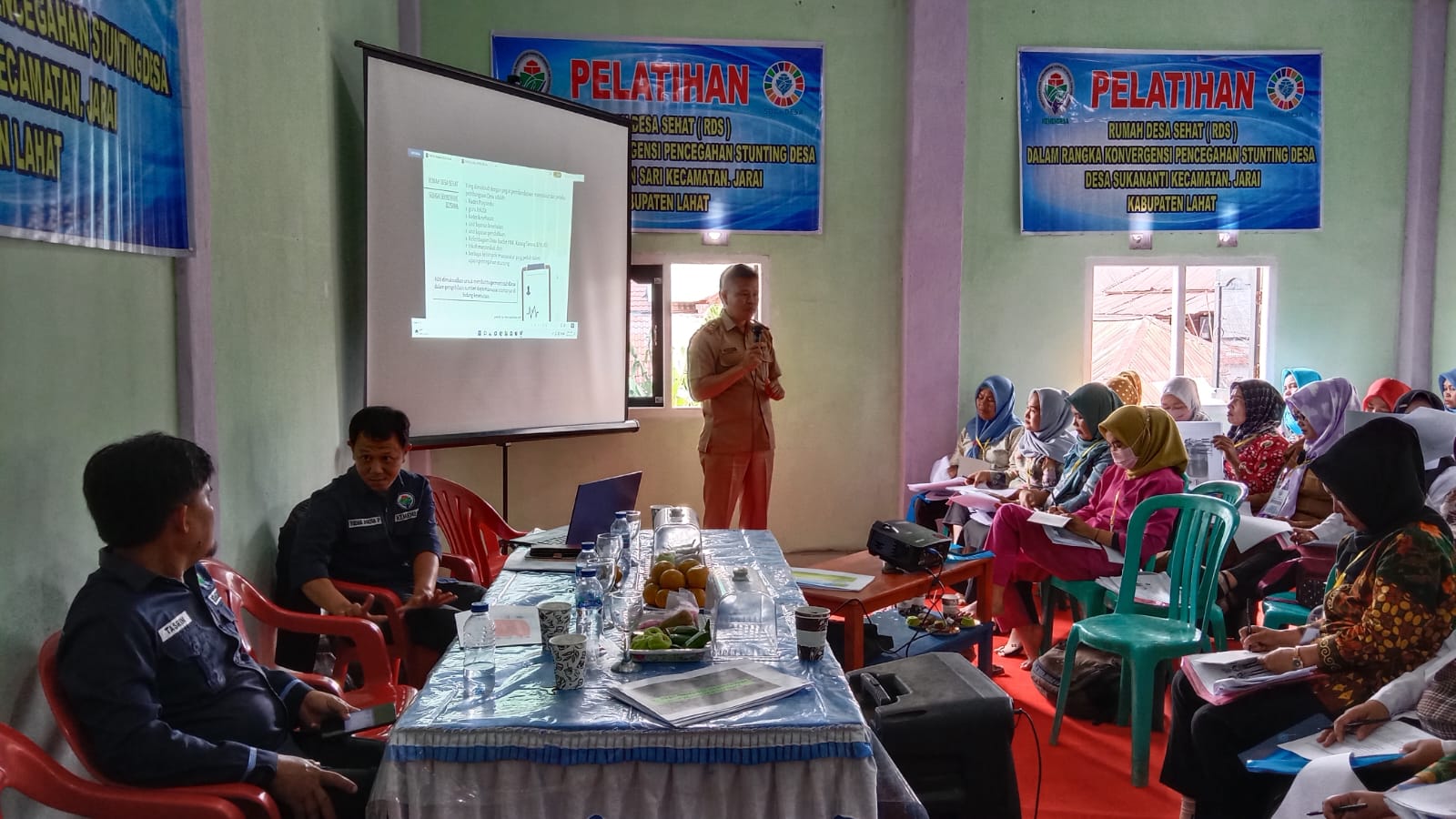 Edukasi untuk Konvergensi Pencegahan Stunting Desa