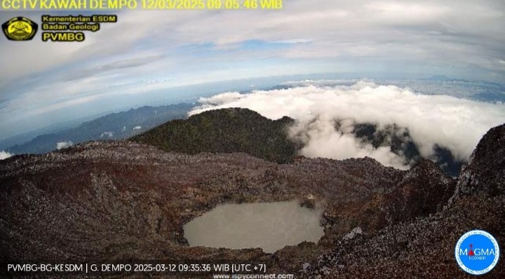 Musim Libur Lebaran, Gunung Dempo Pagar Alam Terekam Gempa Tektonik dan Tremor 