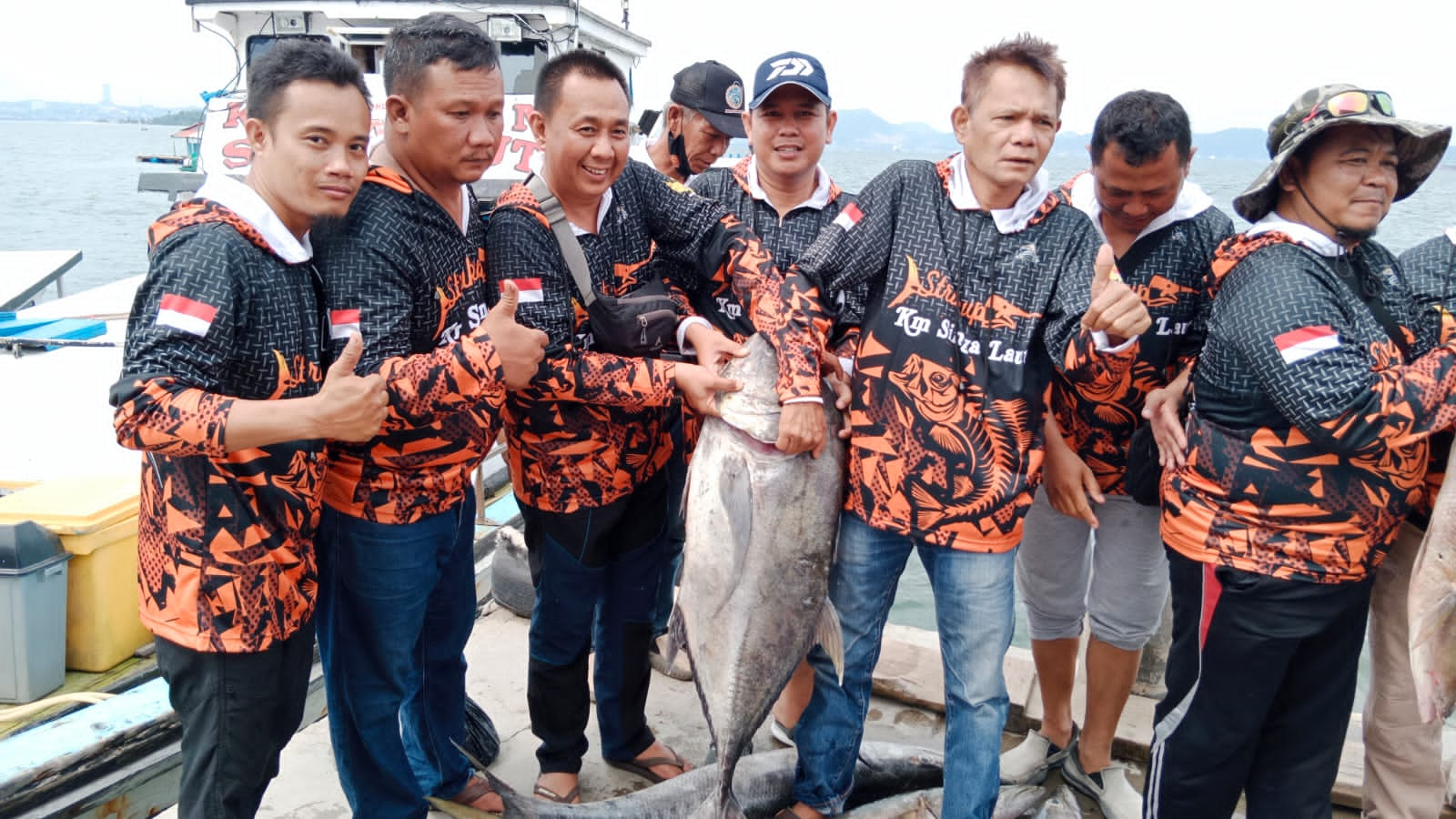 Sensasi Open Trip Mancing di Laut Lampung