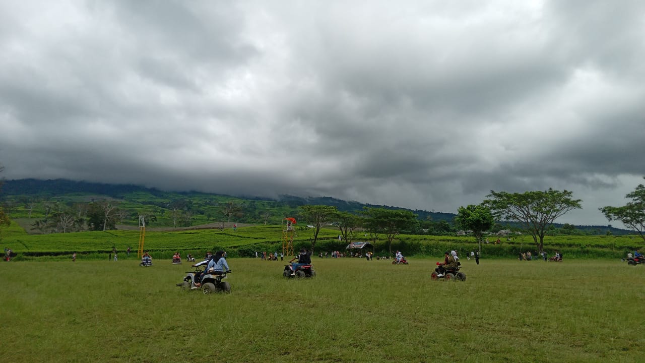 Melengkapi libur lebaran, wisatawan jajal ATV