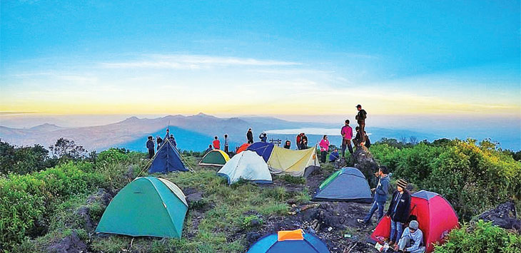 Gunung Tampomas, Miliki Pemandangan Indah Namun Terdapat Misteri Mendalam Menyelimutinya!