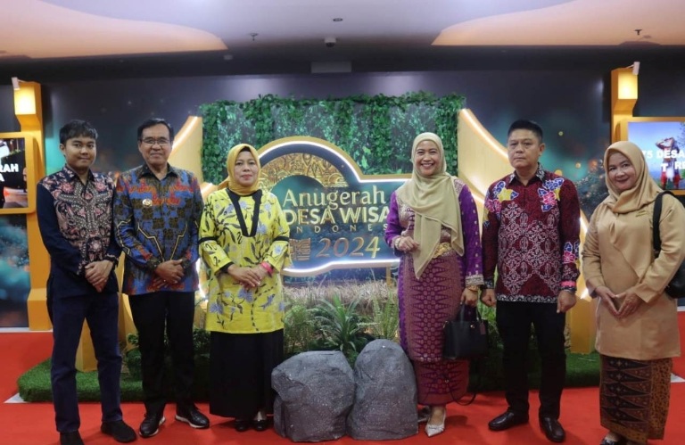 Pj Wako - Kadispar Hadiri Malam ADWI 2024, Pariwisata Hijau Berkelas Dunia