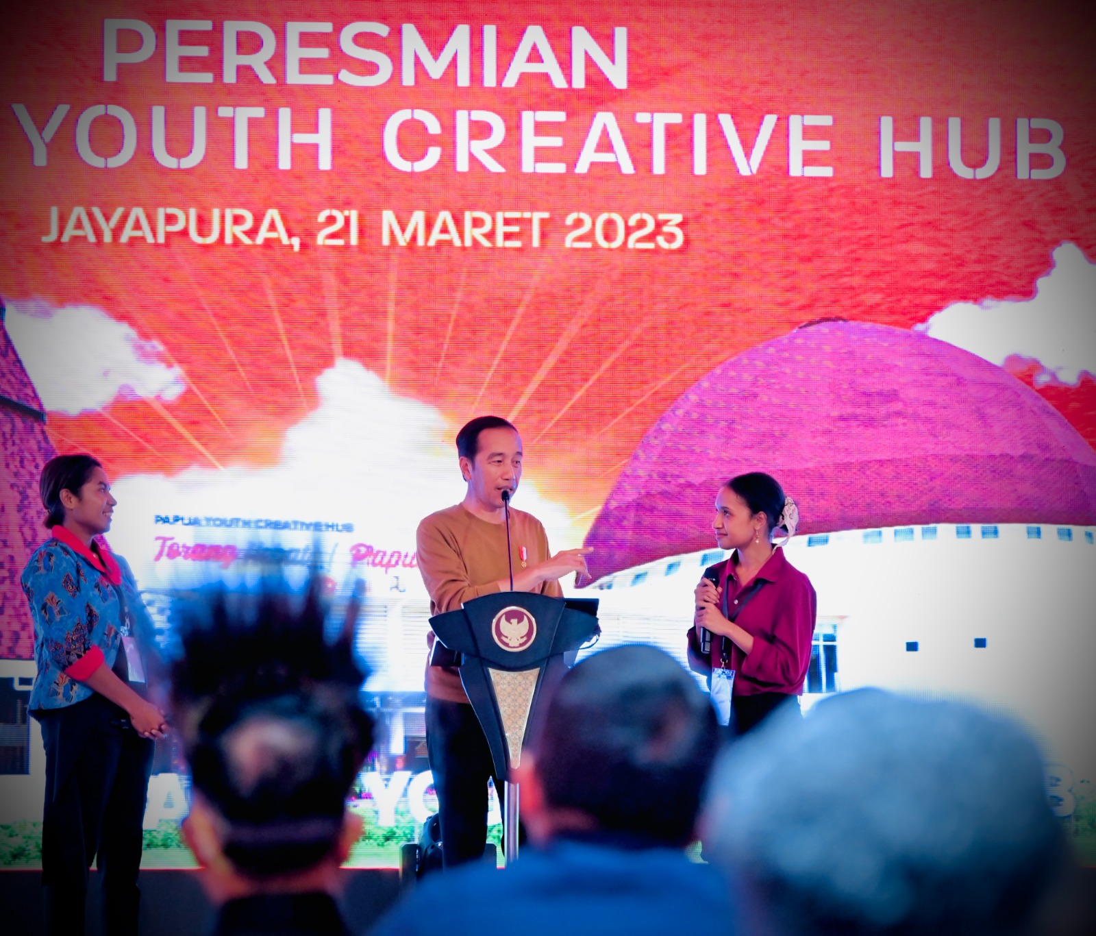 Dengar Optimisme Memulai Usaha, Presiden ke Anak Muda Papua: Jalani Pelan-Pelan