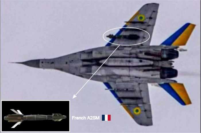 MiG-29 Fulcrum Ukraina Dipersenjatai Bom Pintar, Hybrid AASM-250 HAMMER Dapat Dilepas Diketinggian 15 Km